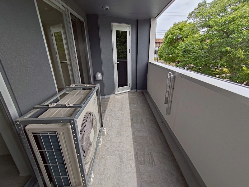 平塚スタービル ベランダ