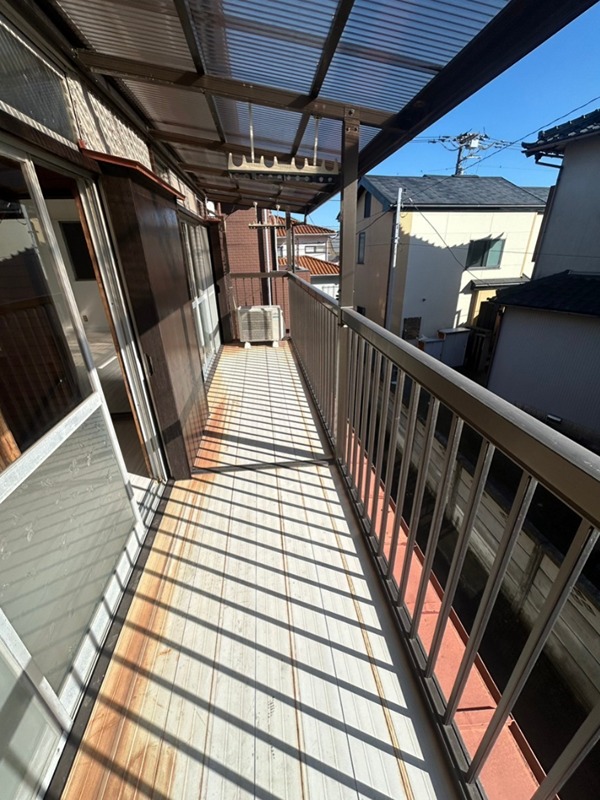 平塚市戸建 ベランダ