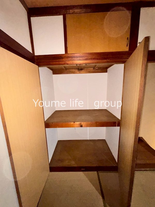 溝呂木貸家 収納