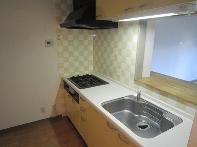 フィールド・サン キッチン