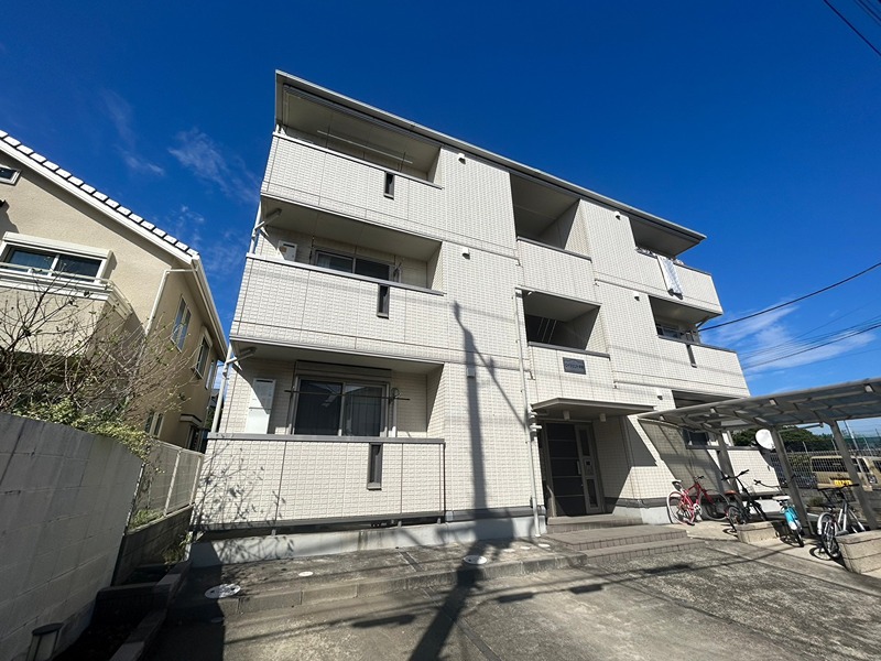 ロイジェント平塚 102号室 外観