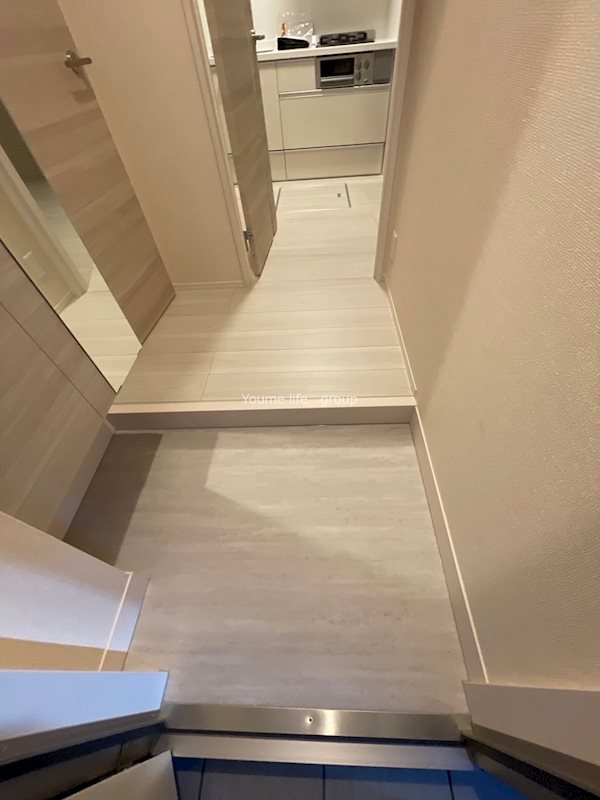 クローネ湘南 玄関