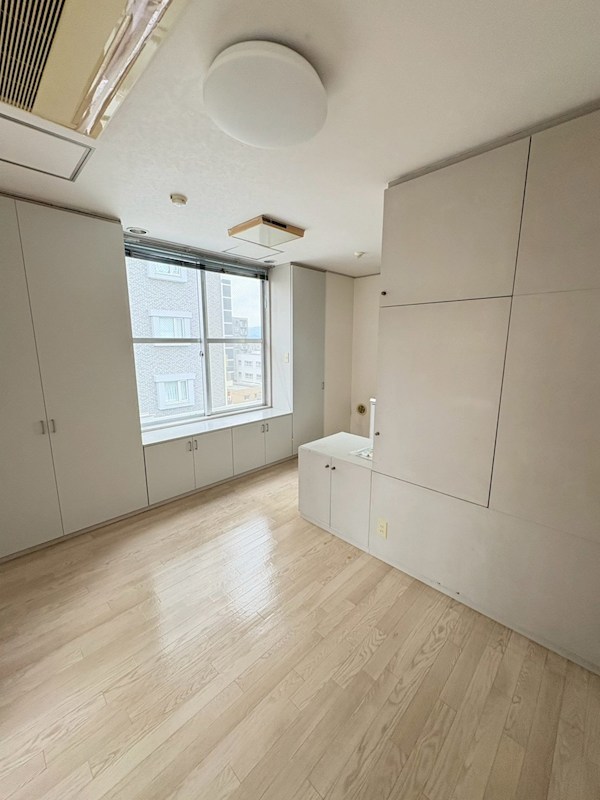 相湘明石町ビル リビング