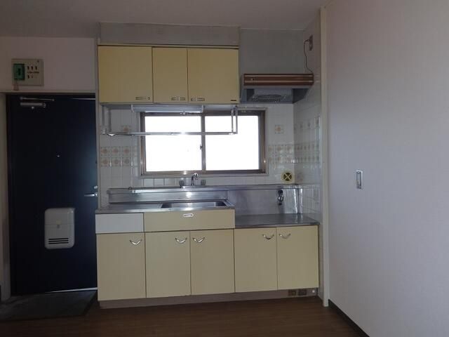 メゾン足立 キッチン