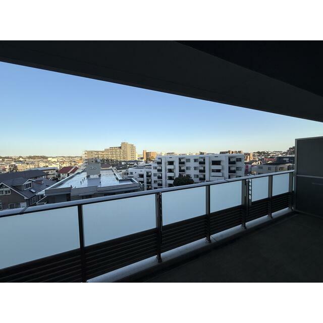 プレミスト湘南辻堂フォレストフェイス ベランダ