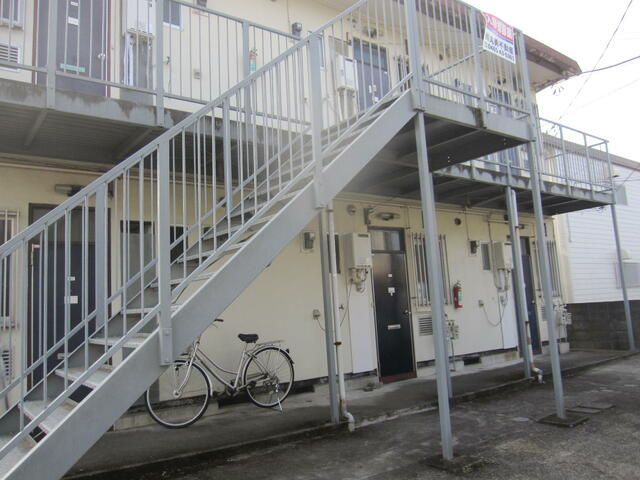 メゾン弥生 201号室 外観