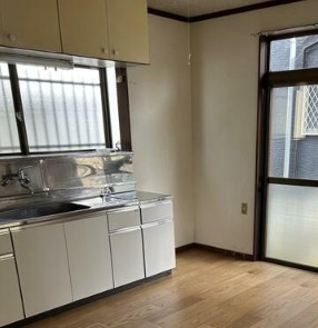 浜竹貸家　① キッチン