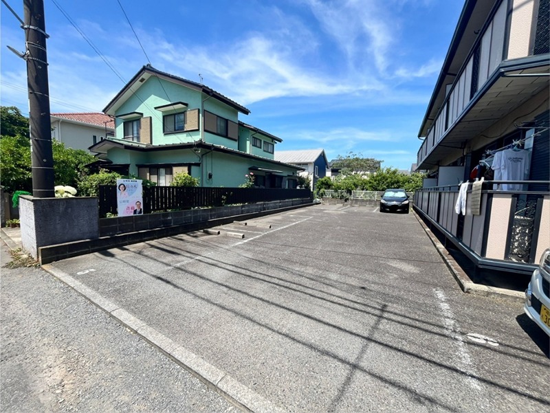 ソフィア湘南 駐車場