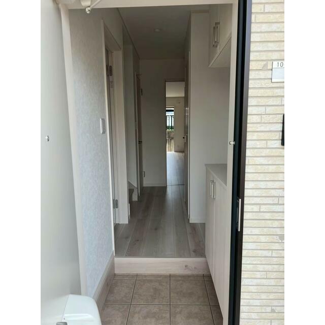 ＧＳ松田惣領 玄関