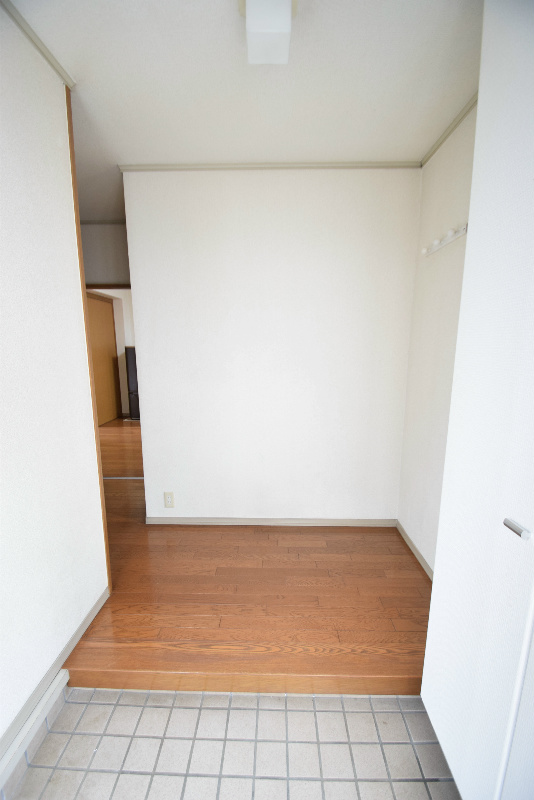 アバンテAce 玄関