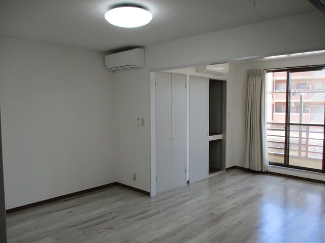 鈴与レジデンス ベッドルーム