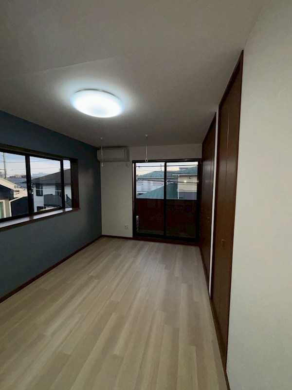 ジュネス東海  リビング