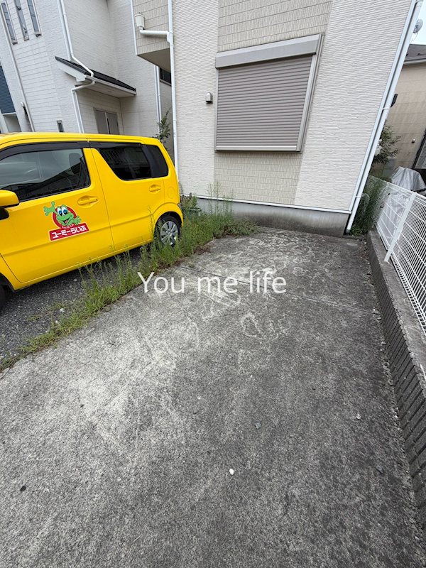 南湖戸建 駐車場