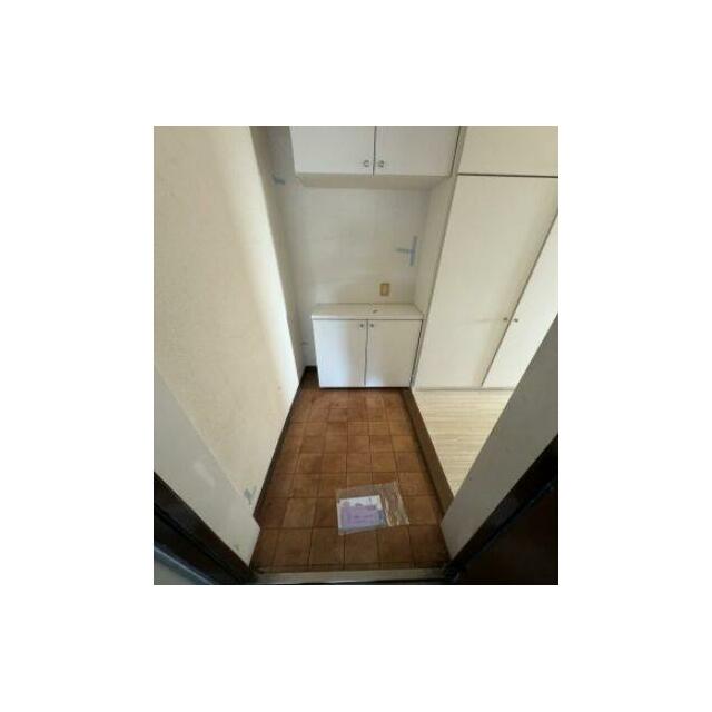 グランドール影取 玄関