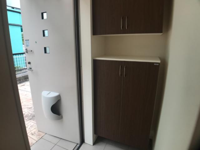 セントリア 玄関