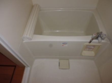 メゾン　ド　フォンティーヌ・Ａ棟 風呂画像