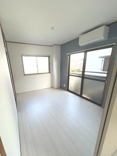 クロノス四之宮 リビング