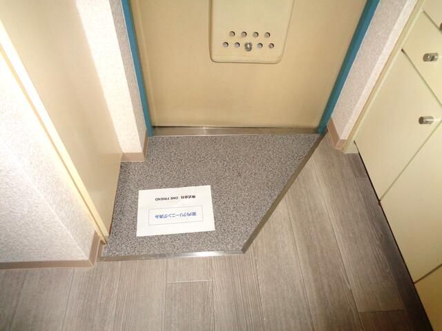 トップ桜ヶ丘２ 玄関