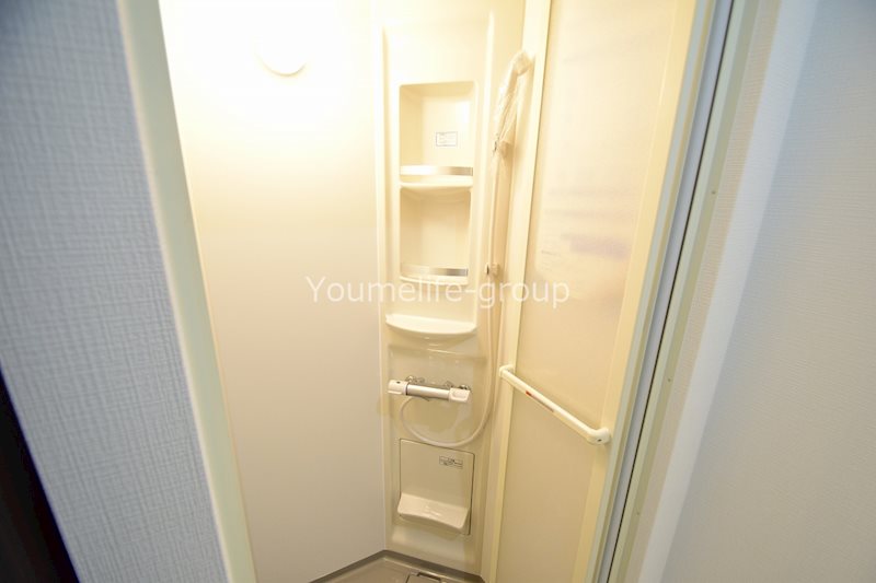 海の見えるワンルームの家 風呂画像