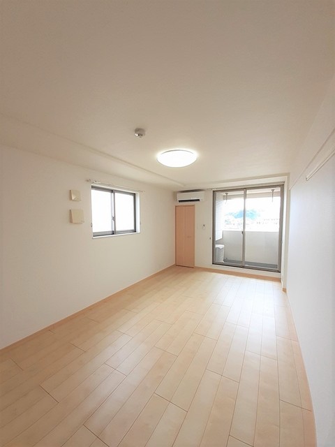 ポンドサイドＫ リビング