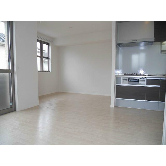 緑水Ⅱ リビング