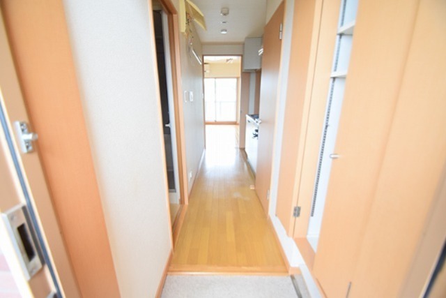 エクセラ鎌倉 玄関