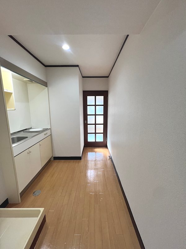 金子（明）ビル リビング