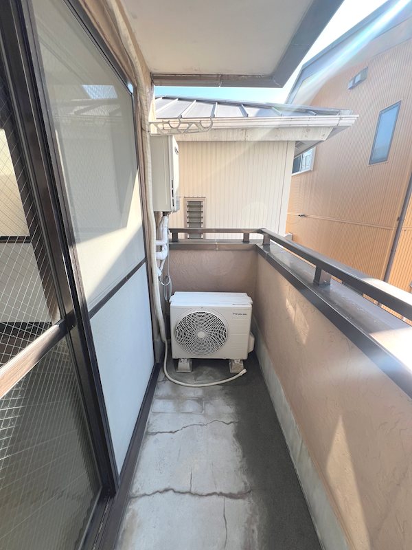 金子（明）ビル ベランダ