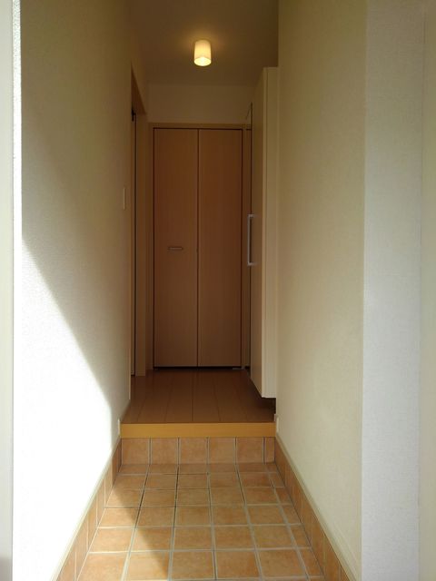 ラブリーメゾン鎌倉 玄関