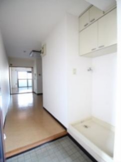 中町武井ビル 玄関