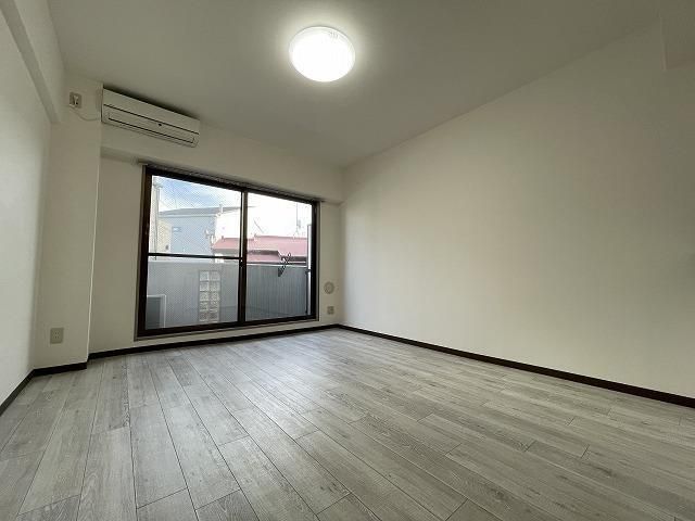 シュクランス リビング