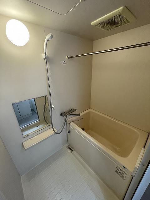 シュクランス 風呂画像