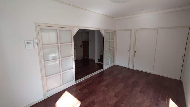 デュ・シャルレ リビング