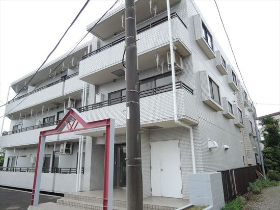 リエス愛甲石田 208号室 外観