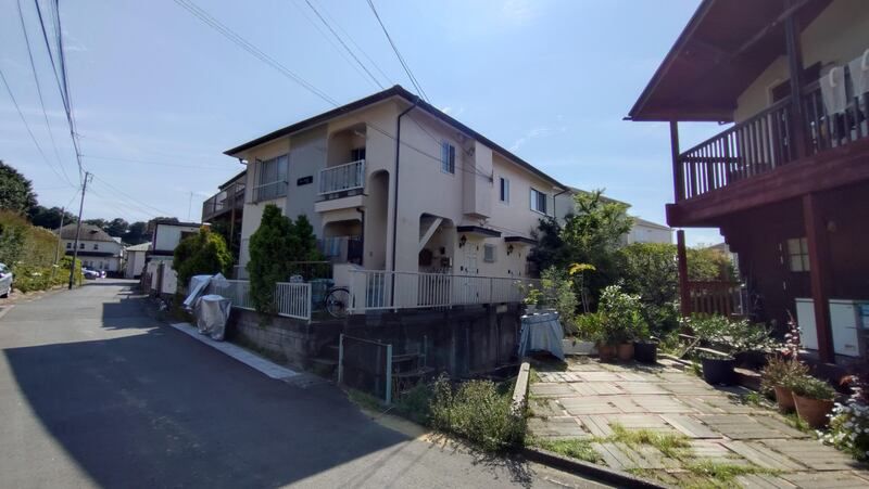 デュ・シャルレ 駐車場