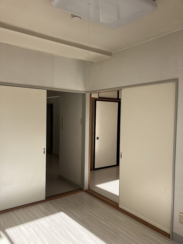 桑原ビル リビング