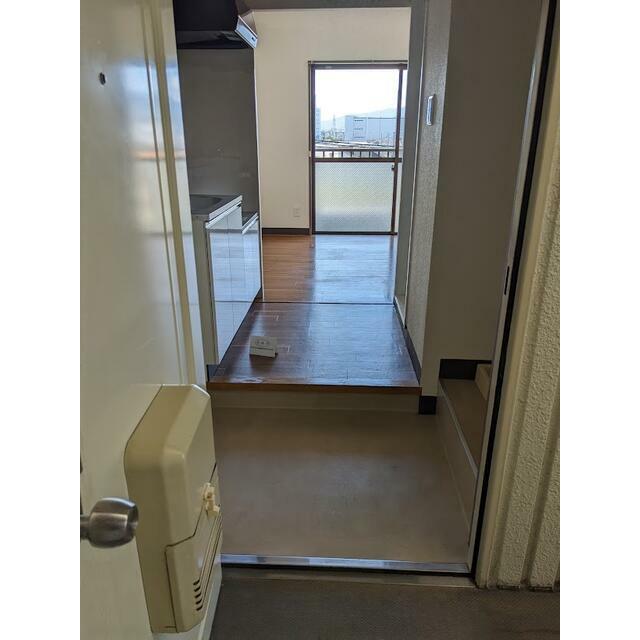 ひかりビル 玄関