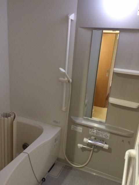 メゾンカワシロ 風呂画像