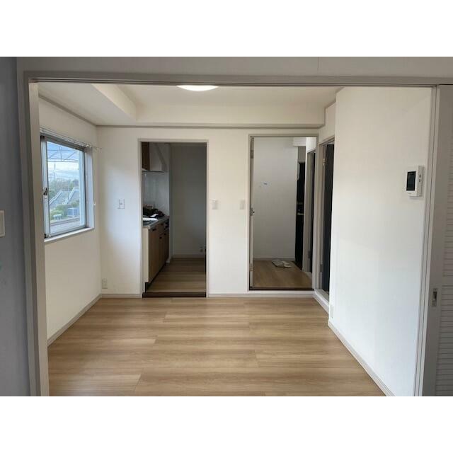 小川ビル リビング