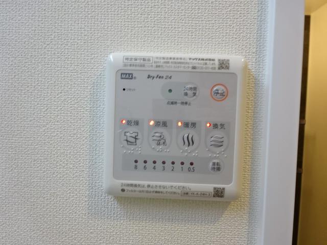 Ｕｎ　ｈｏｍｍｅ（アンノーム） その他16