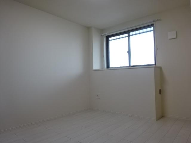 Ｕｎ　ｈｏｍｍｅ（アンノーム） ベッドルーム