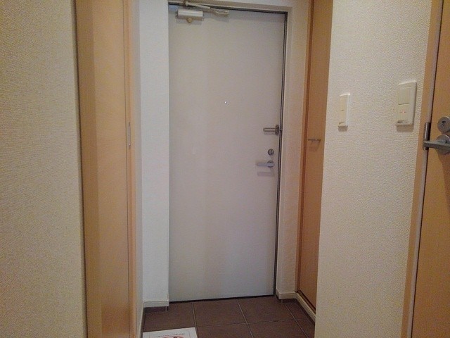 シェル　ブルー 玄関