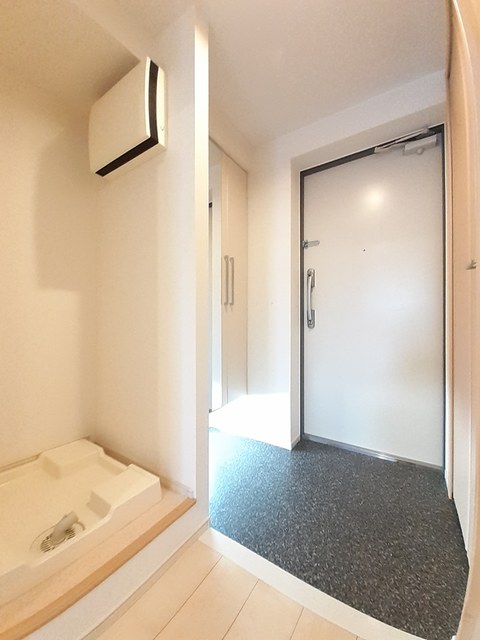 トゥット　フェリーチェ　湘南 玄関