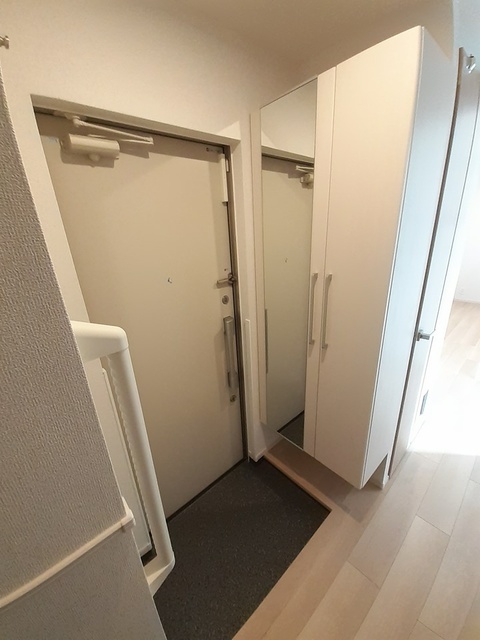 ＦｌｏｒｉａⅠ（フローリアⅠ） 玄関