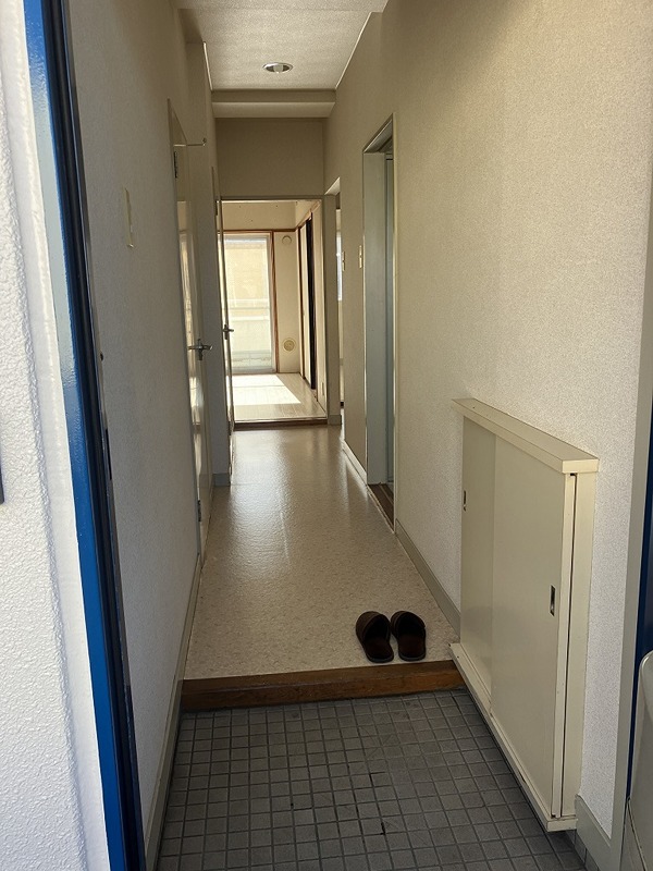 桑原ビル 玄関