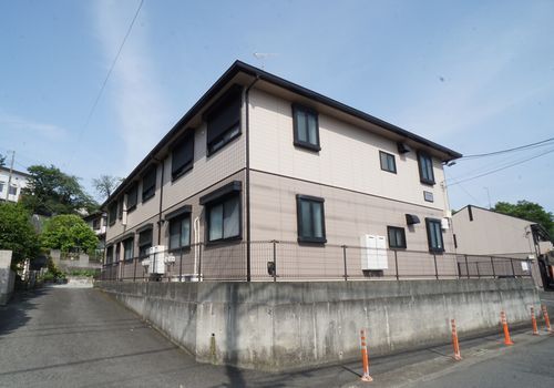 シャトル鳴瀬 201号室 外観