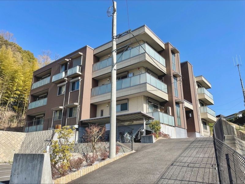 Ｒｅｇａｌｏ　Ｋｅｙａｋｉ 302号室 外観