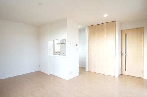 Ｗｉｎｄ　Ｃｏｕｒｔ　Ｌ リビング