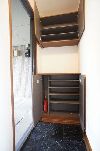 エトワールＡ 玄関