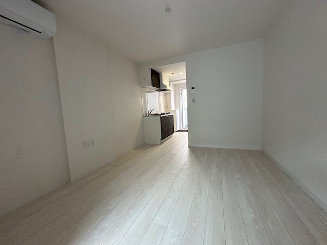 ひなたと春風のラテ リビング